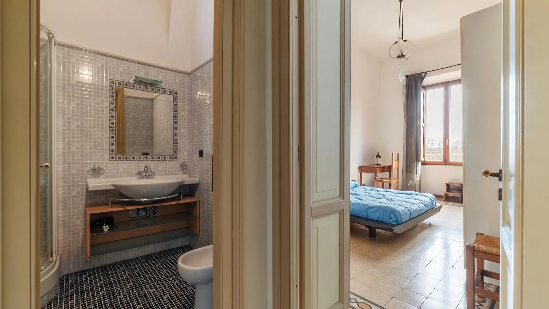 Piazza Vittorio Emanuele II Classic Apartment Rome