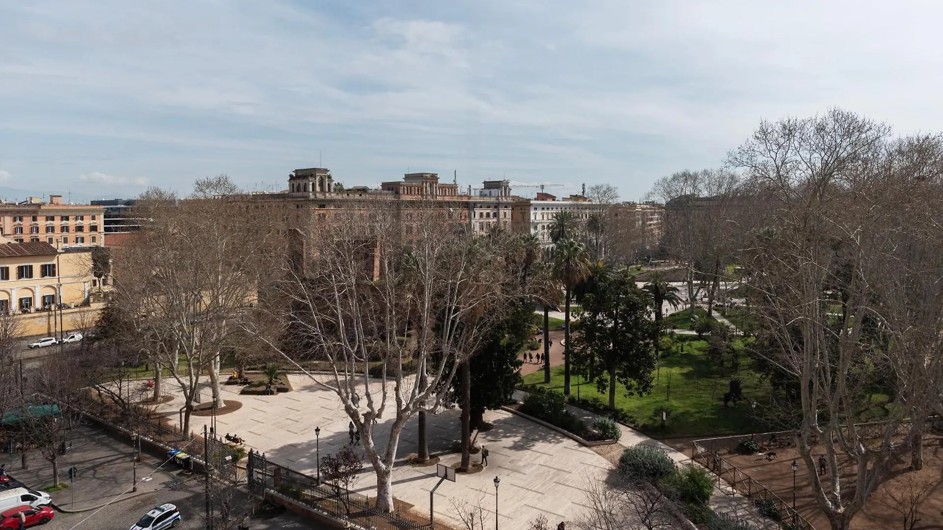 Piazza Vittorio Emanuele II Classic Apartment Rome